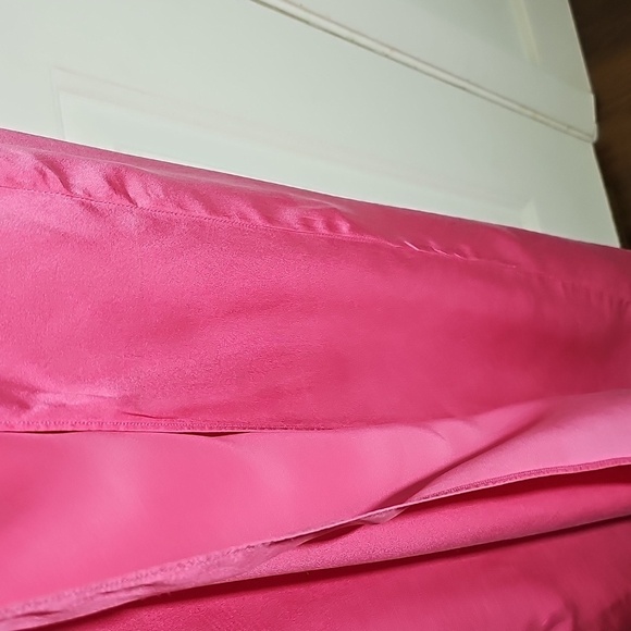 Nicholas Elegant Silk Pink Halter Dress. Maxi Sexy - Picture 3 of 11